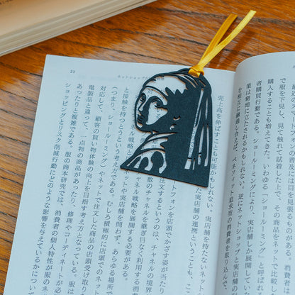 切り絵しおり｜真珠の耳飾りの少女（背景なし）