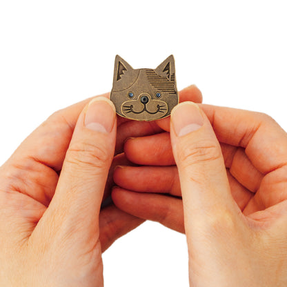 スマイルマーカー 三毛猫ストライプ｜口が動く！犬＆猫のかわいいゴルフマーカー【アンティーク風／可動ギミック／ギフト向け】