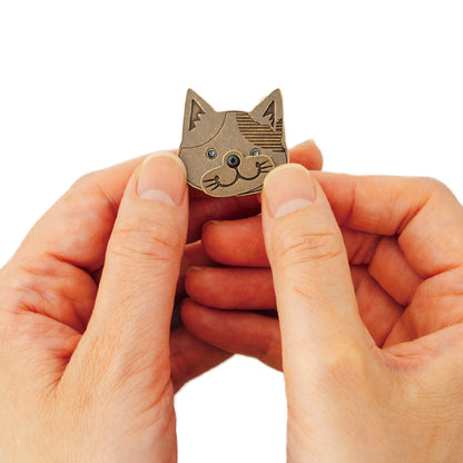 スマイルマーカー 三毛猫ストライプ｜口が動く！犬＆猫のかわいいゴルフマーカー【アンティーク風／可動ギミック／ギフト向け】