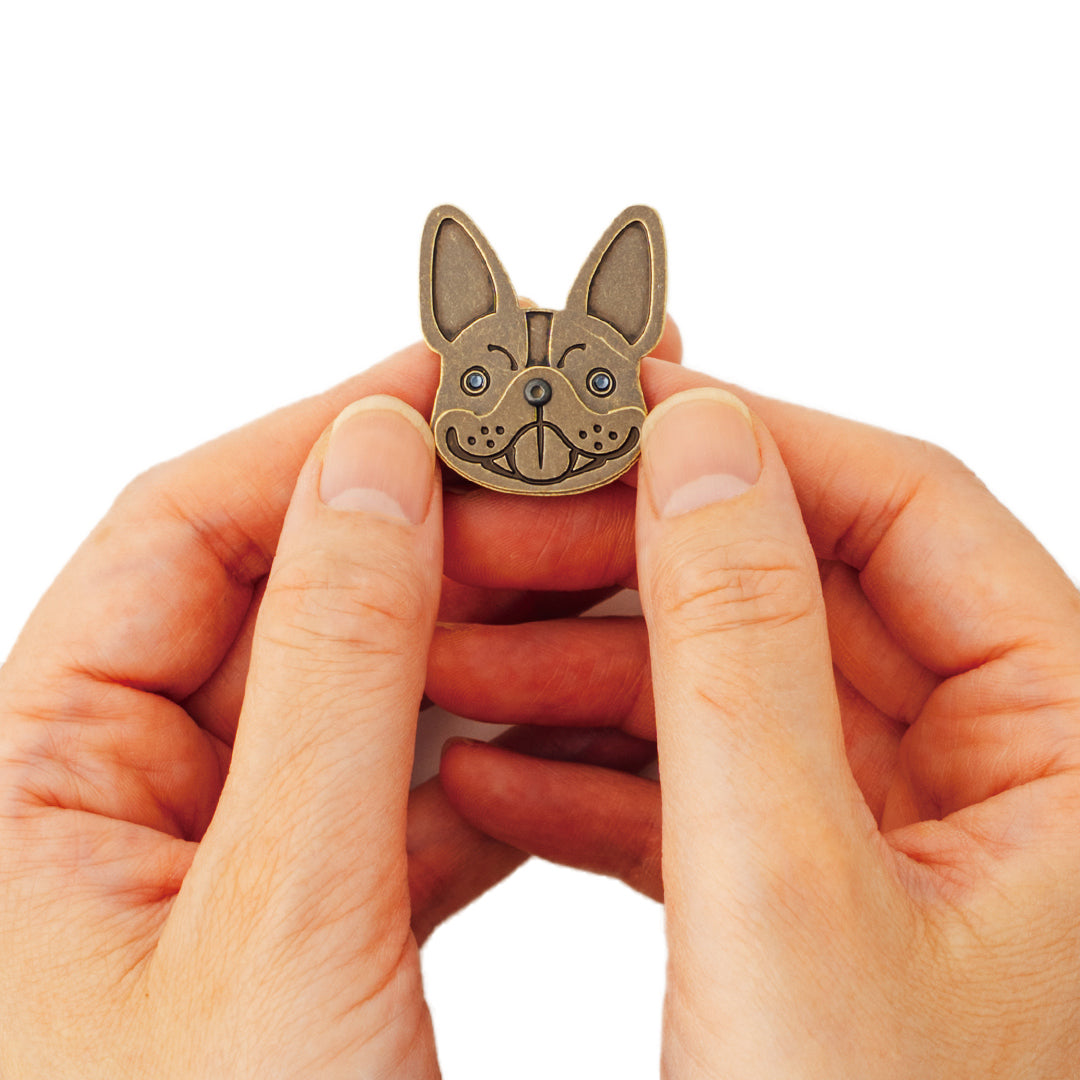 スマイルマーカー フレンチブルドック｜口が動く！犬＆猫のかわいいゴルフマーカー【アンティーク風／可動ギミック／ギフト向け】